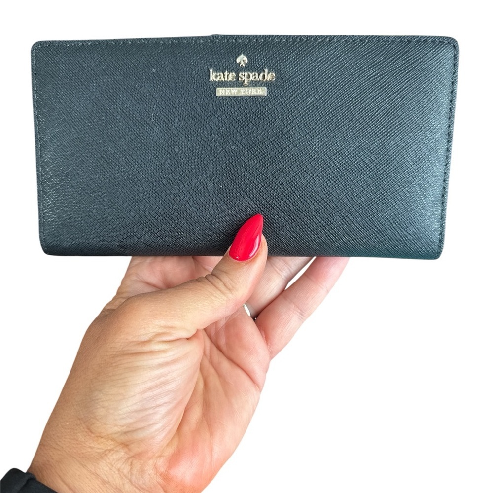 Kate Spade Black Leather Wallet clutch card holder designer bifold wristlet